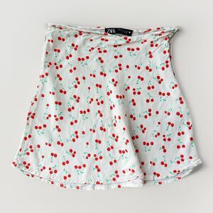 ZARA Cherry Print Mini Skirt Satin Effect White Red Size XS Side Zip